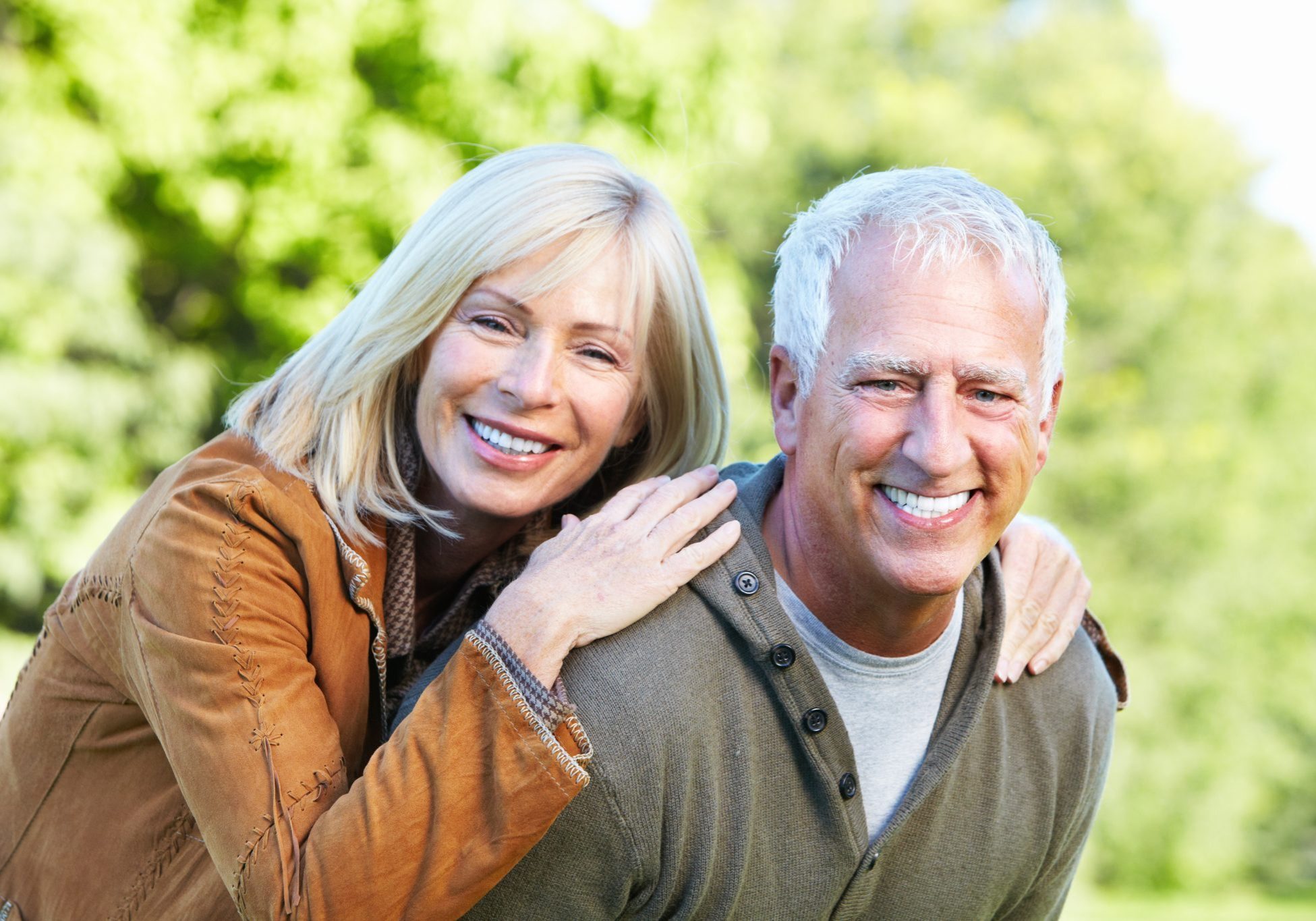 bigstock-Happy-senior-couple-relaxing-i-24608756